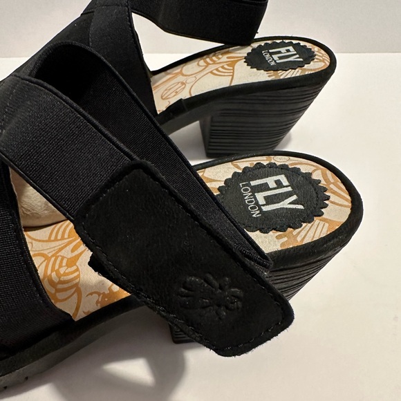 Women's Fly London Wato Cupido Sandal Black Leather Strappy Heels Size 9 40 - Picture 3 of 7